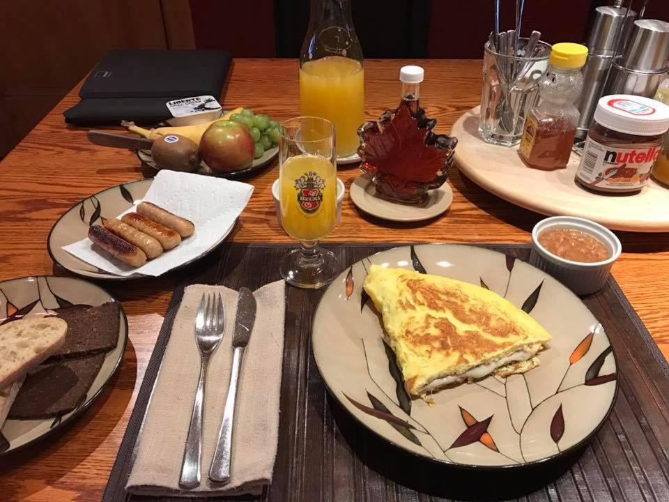 A La Carte Bed & Breakfast Μόντρεαλ Εξωτερικό φωτογραφία