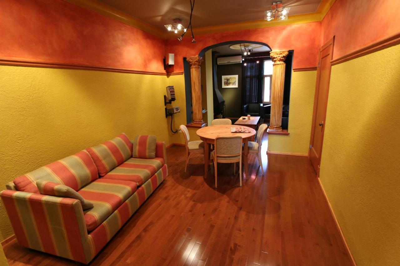 A La Carte Bed & Breakfast Μόντρεαλ Εξωτερικό φωτογραφία